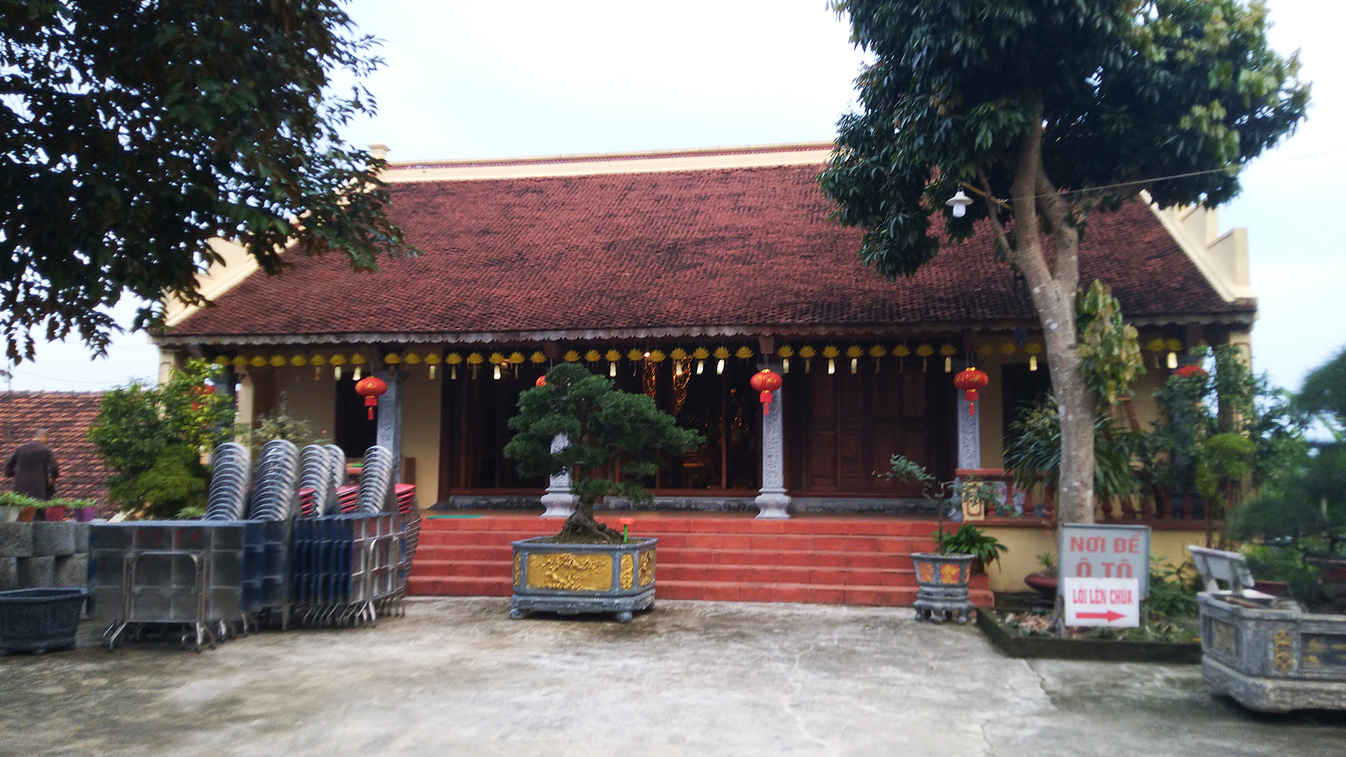 5_Ban Thờ Mẫu.jpg